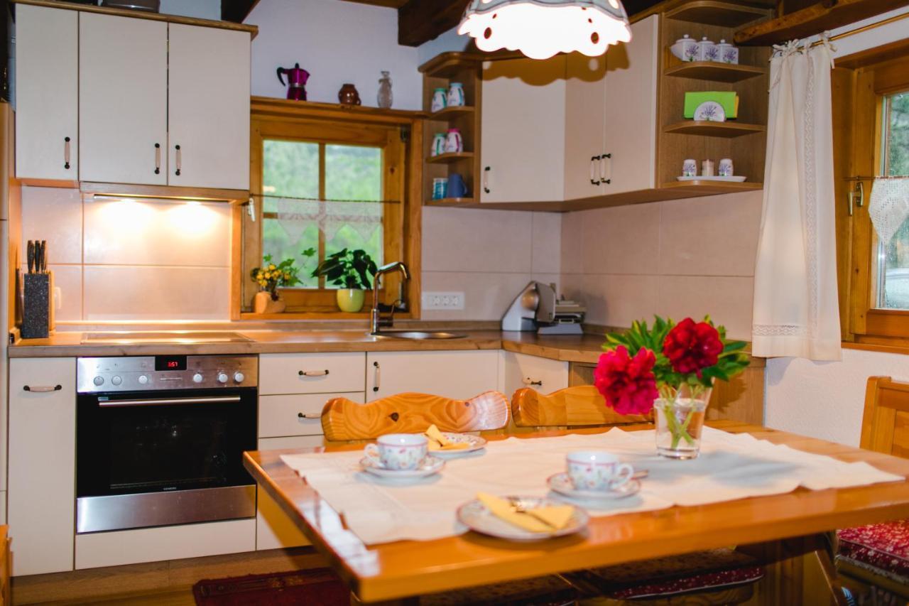 Wood House Irena-Pocitniska Hisa Villa Бохин Екстериор снимка